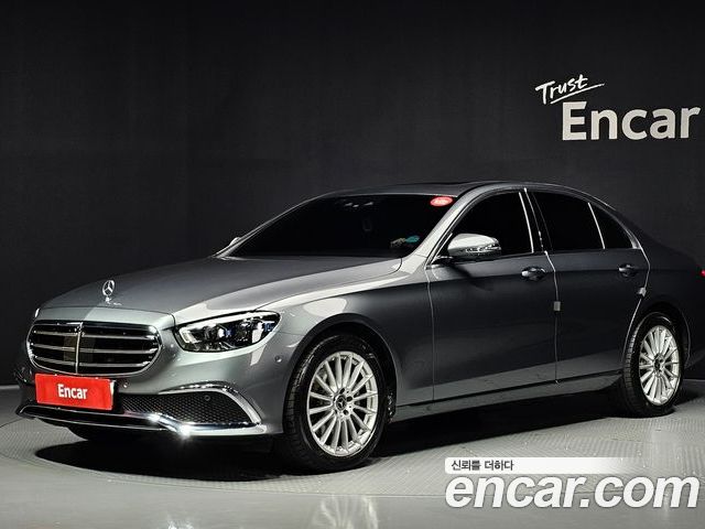 Mercedes-Benz E-Class 2022 — фото 1