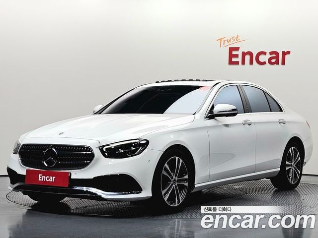 Mercedes-Benz E-Class 2023