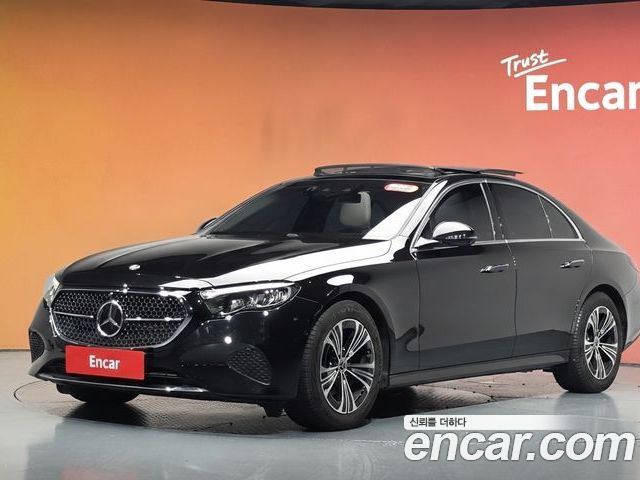 Mercedes-Benz E-Class 2024