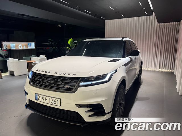 Land Rover Range Rover Velar 2026