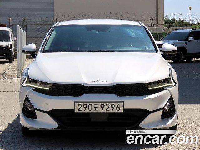 Kia K5 2023