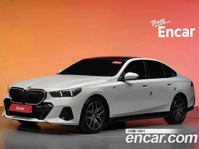 BMW 5 Series 2025
