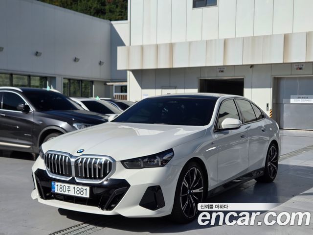 BMW 5 Series 2024