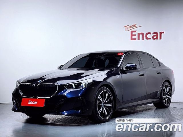 BMW 5 Series 2025