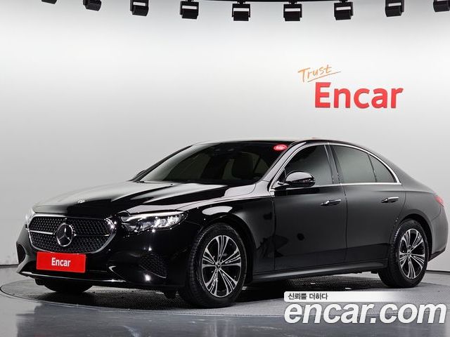 Mercedes-Benz E-Class 2025