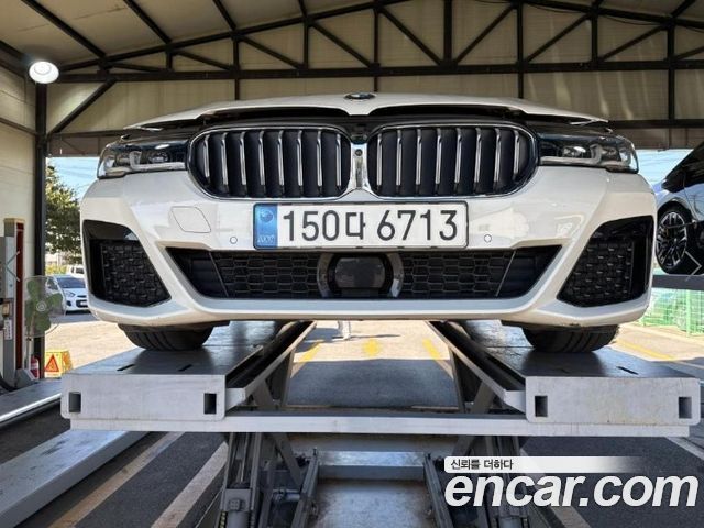 BMW 5 Series 2023