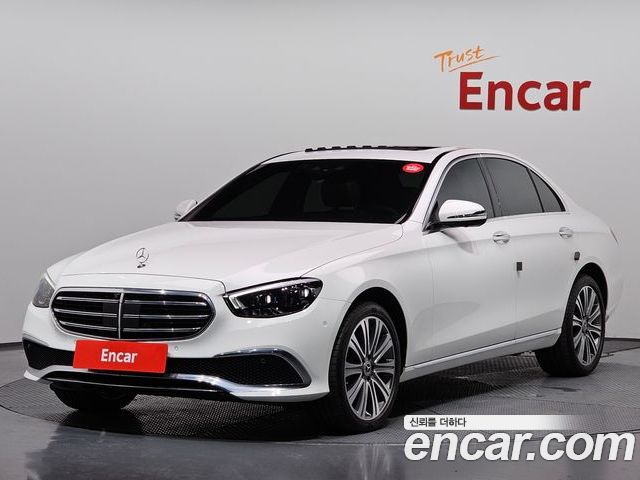 Mercedes-Benz E-Class 2023