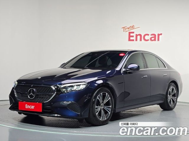 Mercedes-Benz E-Class 2024