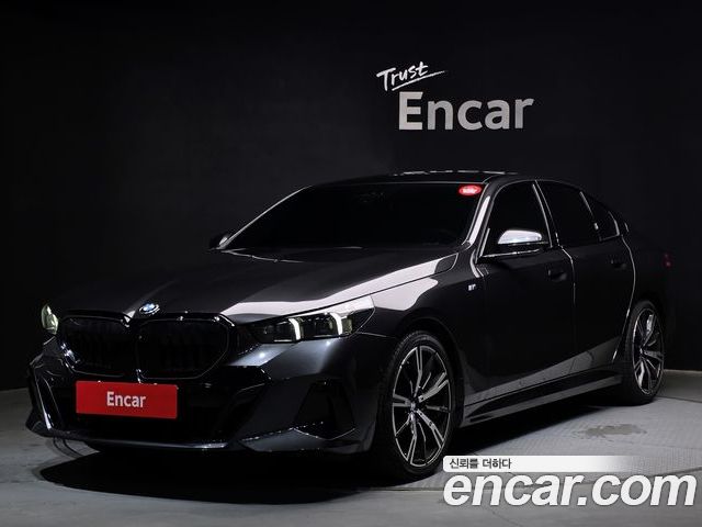BMW 5 Series 2025