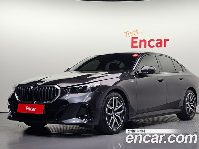 BMW 5 Series 2024
