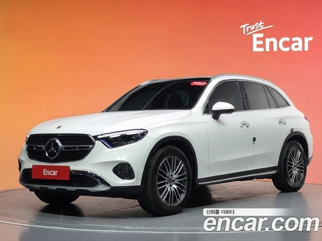 Mercedes-Benz GLC 2025