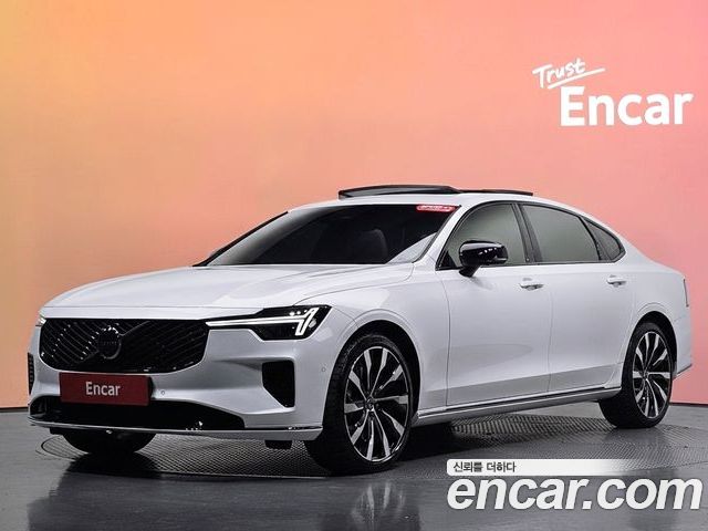 Volvo S90 2026