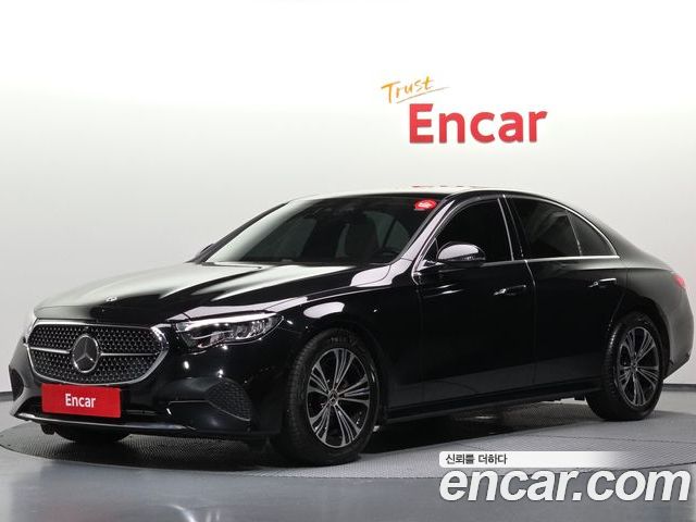 Mercedes-Benz E-Class 2025