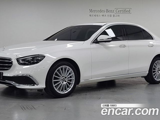 Mercedes-Benz E-Class 2023