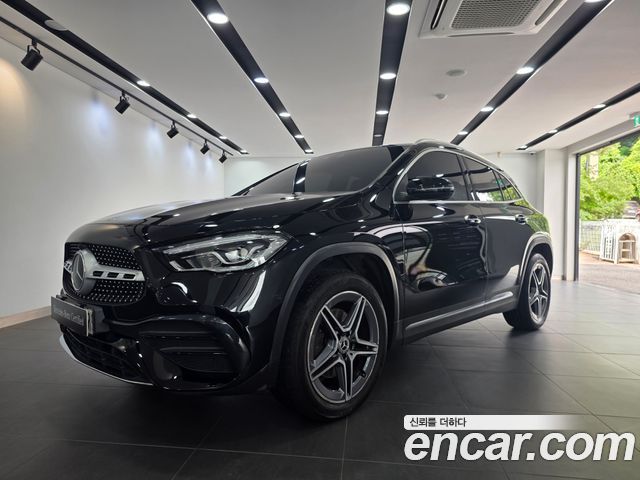 Mercedes-Benz GLA 2023