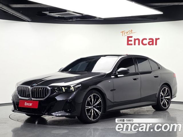 BMW 5 Series 2024