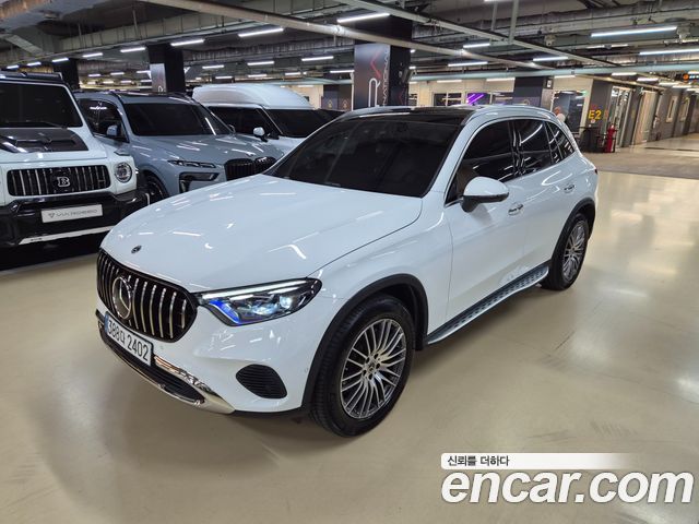 Mercedes-Benz GLC 2025