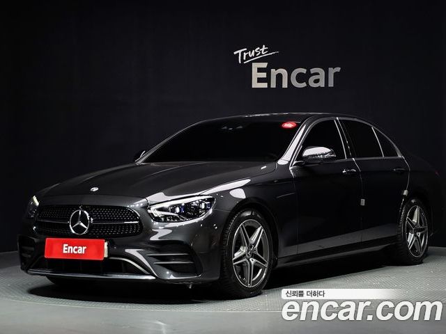 Mercedes-Benz E-Class 2023