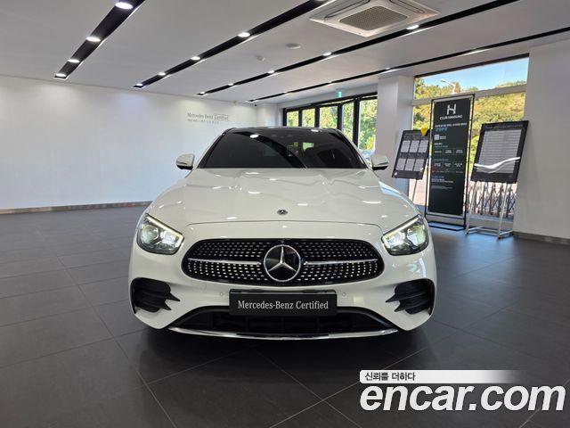 Mercedes-Benz E-Class 2022
