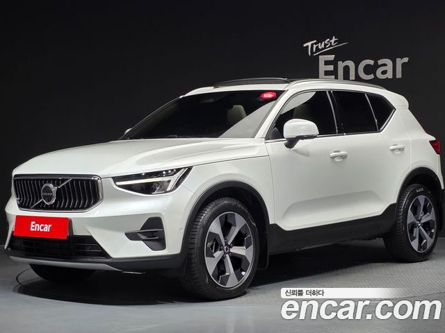 Volvo XC40 2023