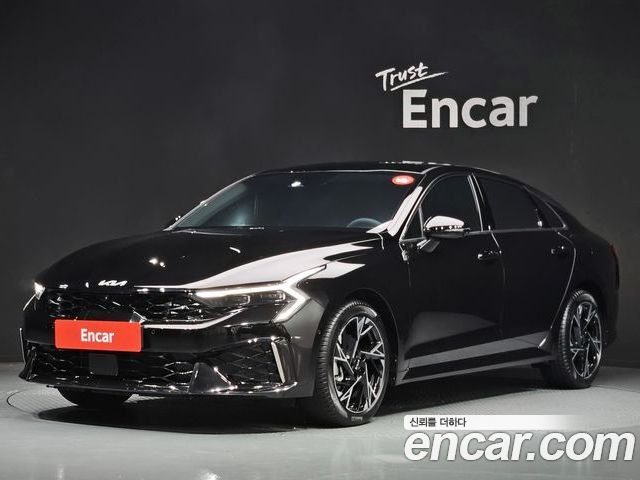 Kia K5 2025