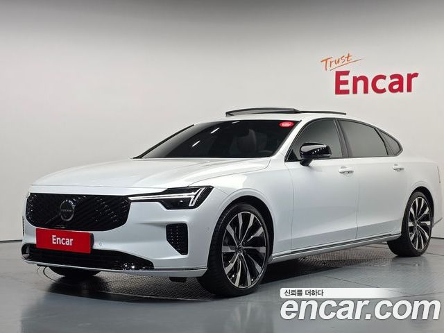 Volvo S90 2026