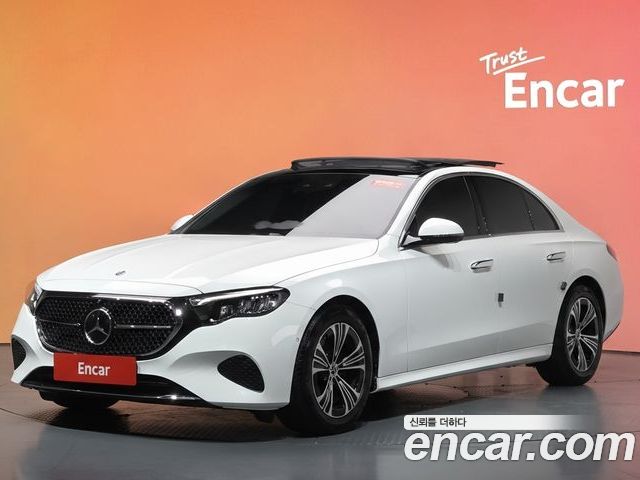 Mercedes-Benz E-Class 2024