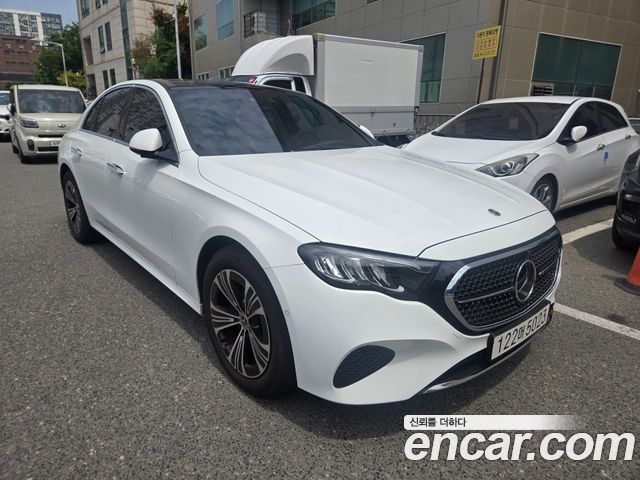 Mercedes-Benz E-Class 2026