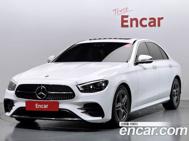 Mercedes-Benz E-Class 2023