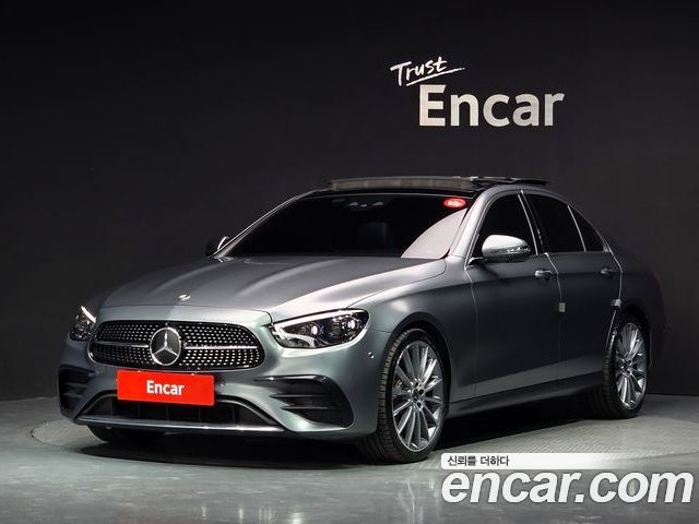 Mercedes-Benz E-Class 2022