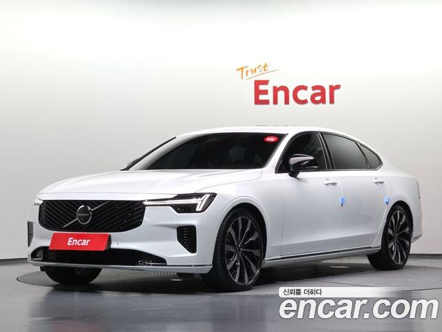 Volvo S90 2026
