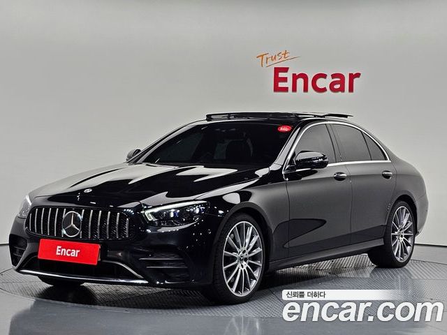 Mercedes-Benz E-Class 2022