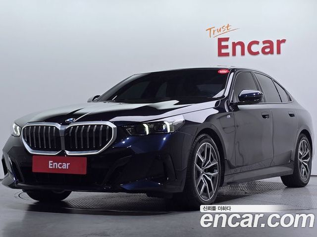BMW 5 Series 2024