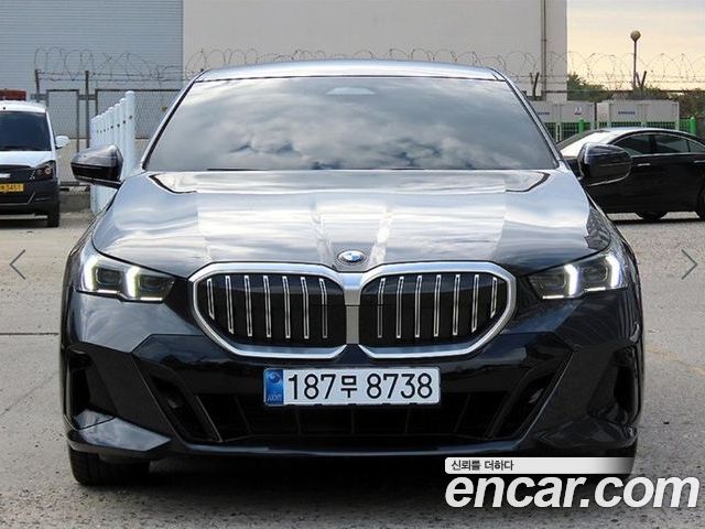 BMW 5 Series 2025