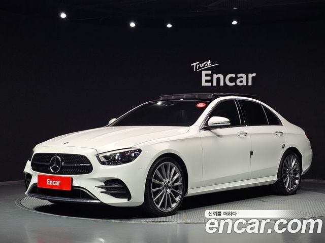 Mercedes-Benz E-Class 2022