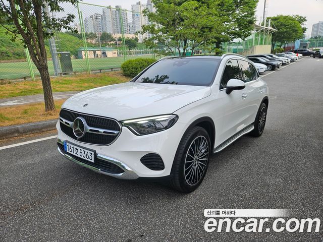 Mercedes-Benz GLC 2025