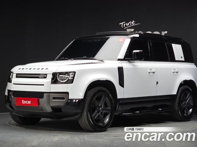 Land Rover Defender 2024