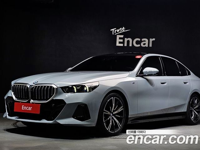 BMW 5 Series 2024