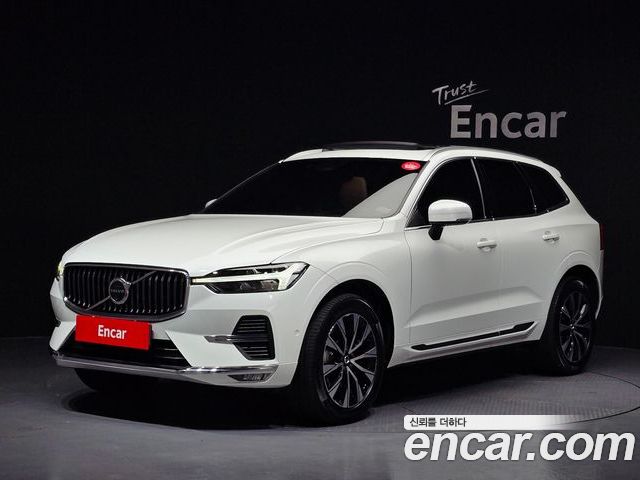 Volvo XC60 2025