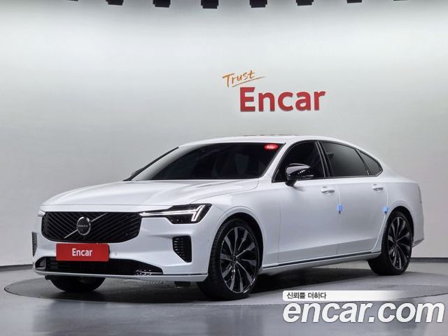 Volvo S90 2026