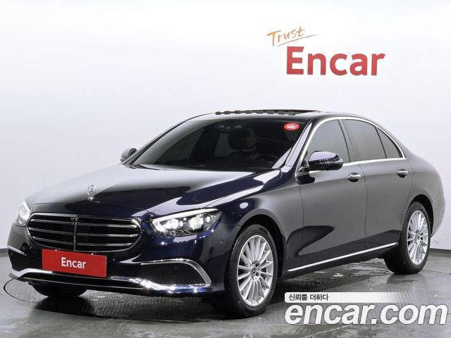 Mercedes-Benz E-Class 2022