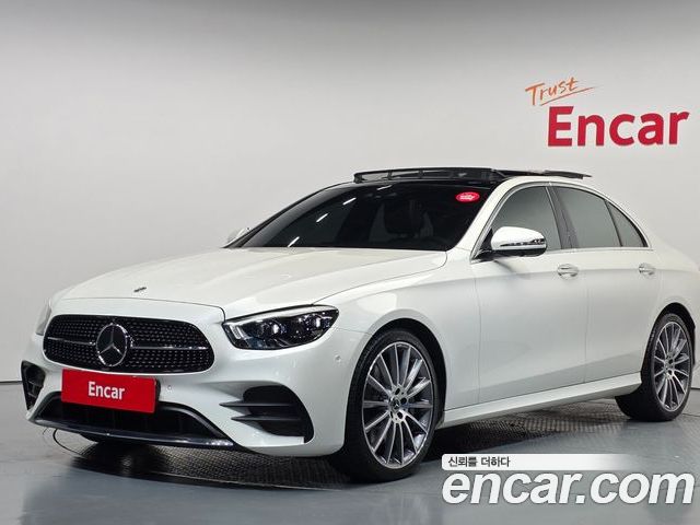 Mercedes-Benz E-Class 2022
