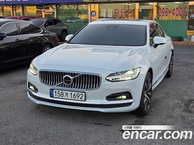 Volvo S90 2024