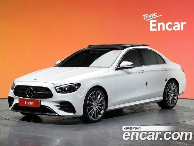 Mercedes-Benz E-Class 2022