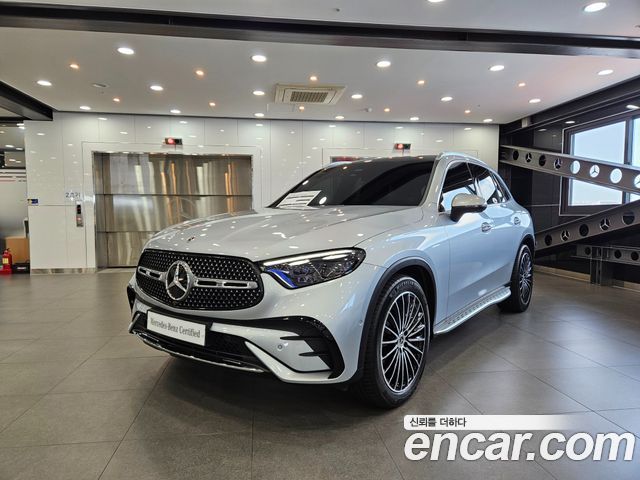 Mercedes-Benz GLC 2025