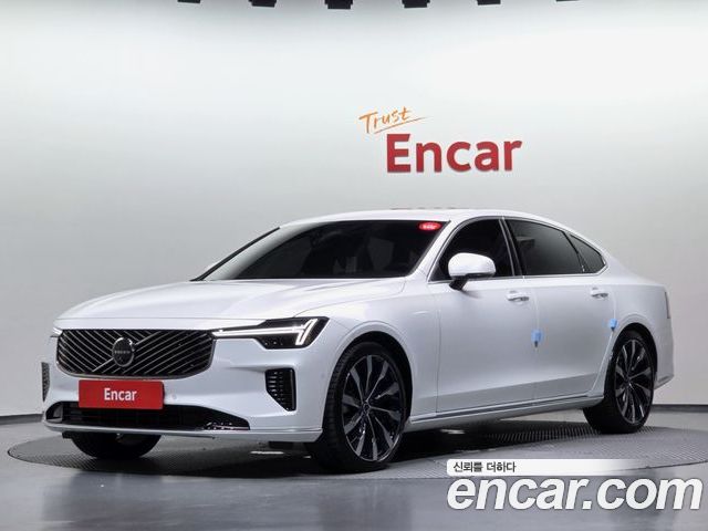 Volvo S90 2026