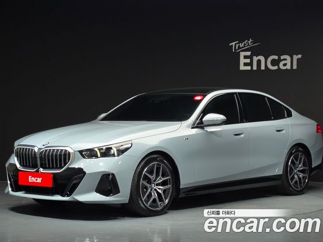 BMW 5 Series 2024