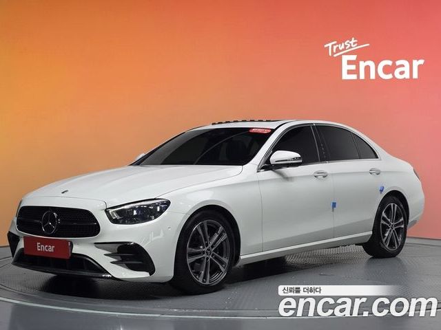 Mercedes-Benz E-Class 2023