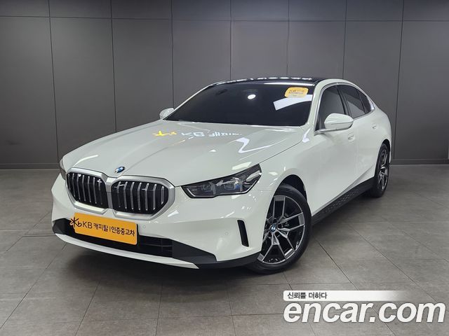 BMW 5 Series 2025