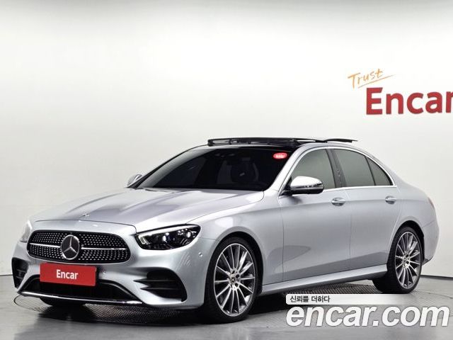 Mercedes-Benz E-Class 2022